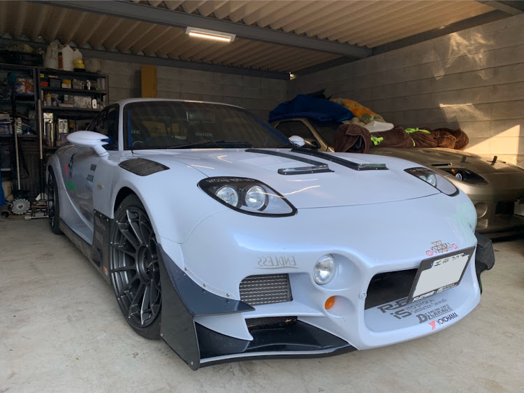 RX-7のITO SYOKAI 伊藤笑会さんが投稿したカスタム事例の投稿画像2枚目