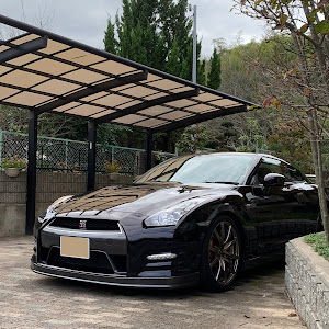 NISSAN GT-R R35