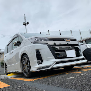 ノア ZRR80W