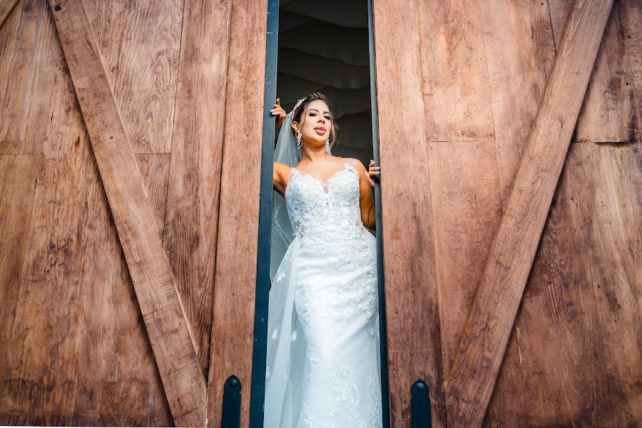 Fotografo di matrimoni Luis Houdin (luishoudin). Foto del 9 aprile 2023