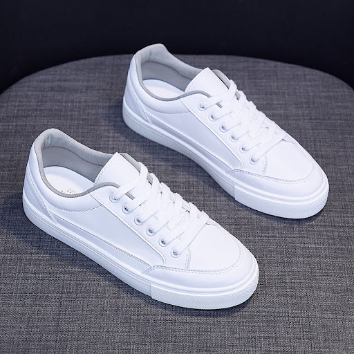 Title 2, Leather Sports Flat Shoes for Running. Experien...