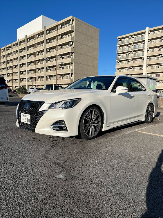 クラウンアスリートのクラウンアスリート乗りさんが投稿したカスタム事例の投稿画像2枚目