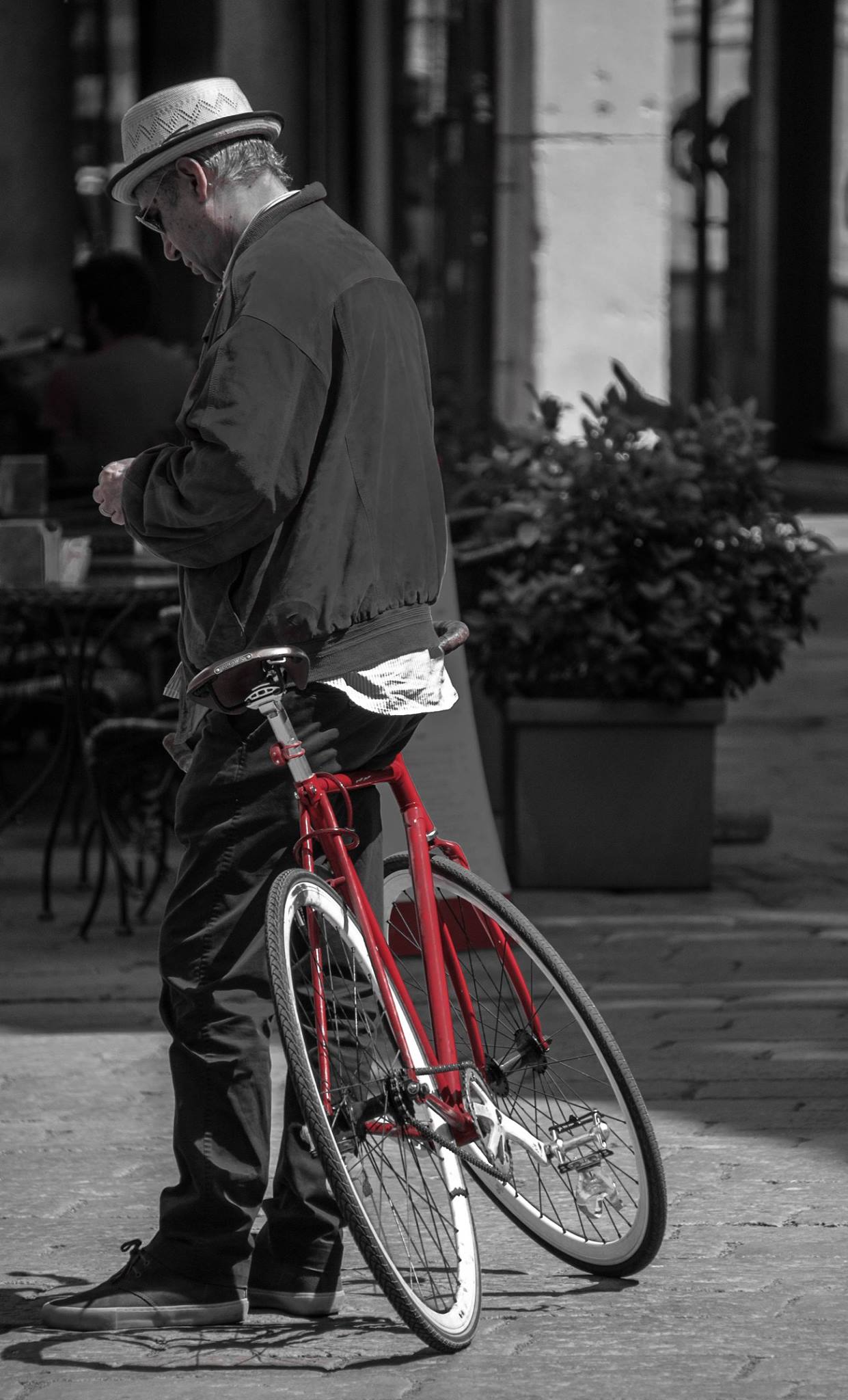 bici rossa di guido_galiasso