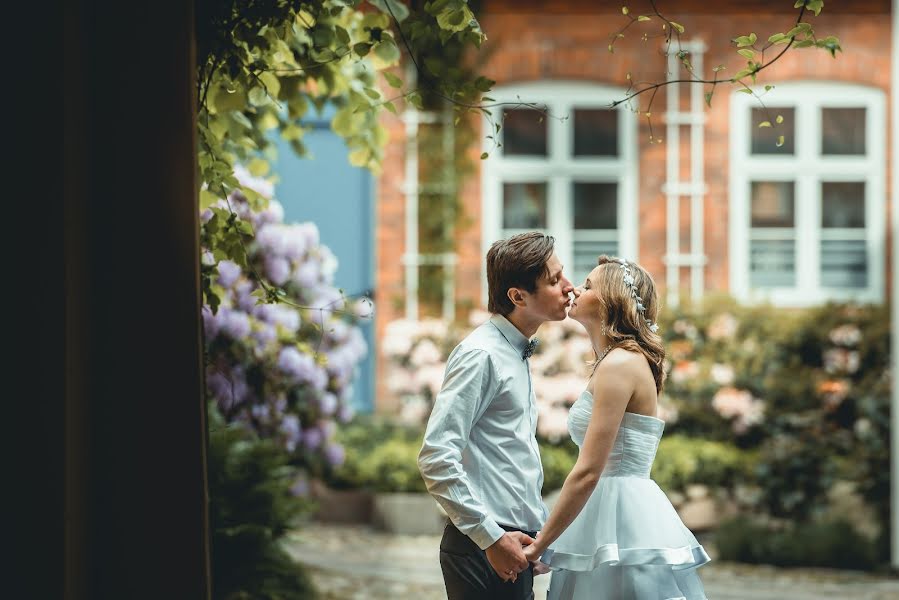 शादी का फोटोग्राफर Yurii Bulanov (yuriibulanov)। जुलाई 4 2015 का फोटो