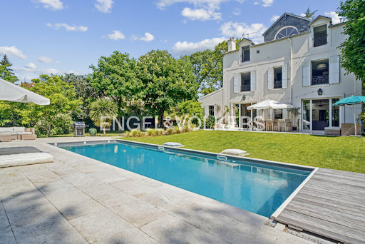 Villa with pool and terrace 1