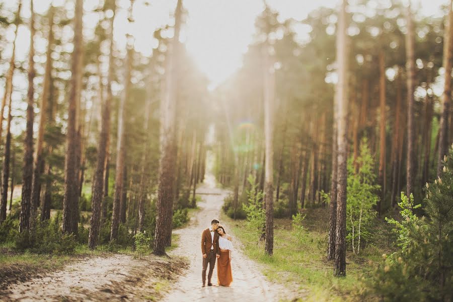 Wedding photographer Aleksey Kinyapin (kinyapin). Photo of 17 May 2014