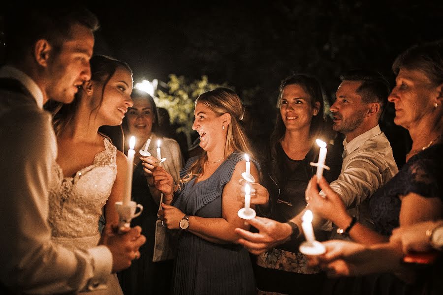 Fotografo di matrimoni Melinda Demjén (melindademjen). Foto del 8 gennaio 2021