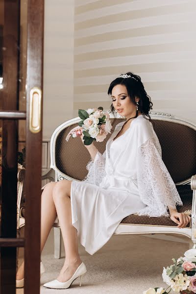 婚礼摄影师Irina Guschina（irinagushchina73）。2019 3月26日的照片