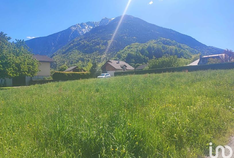  Vente Terrain à bâtir - à Sainte-Marie-de-Cuines (73130) 