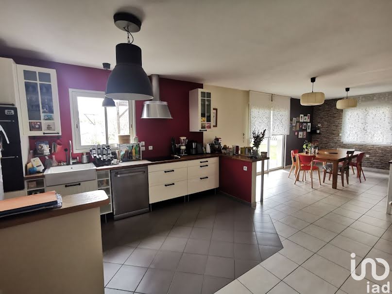 Vente maison 7 pièces 145 m² à Connerré (72160), 259 500 €