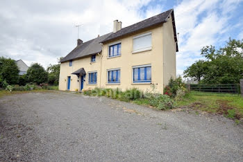 maison à Isigny-le-Buat (50)