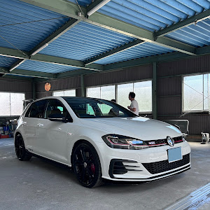 ゴルフGTI TCR