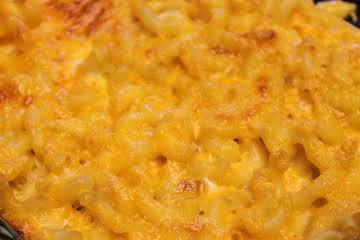 Old Fashioned Macaroni and Cheese