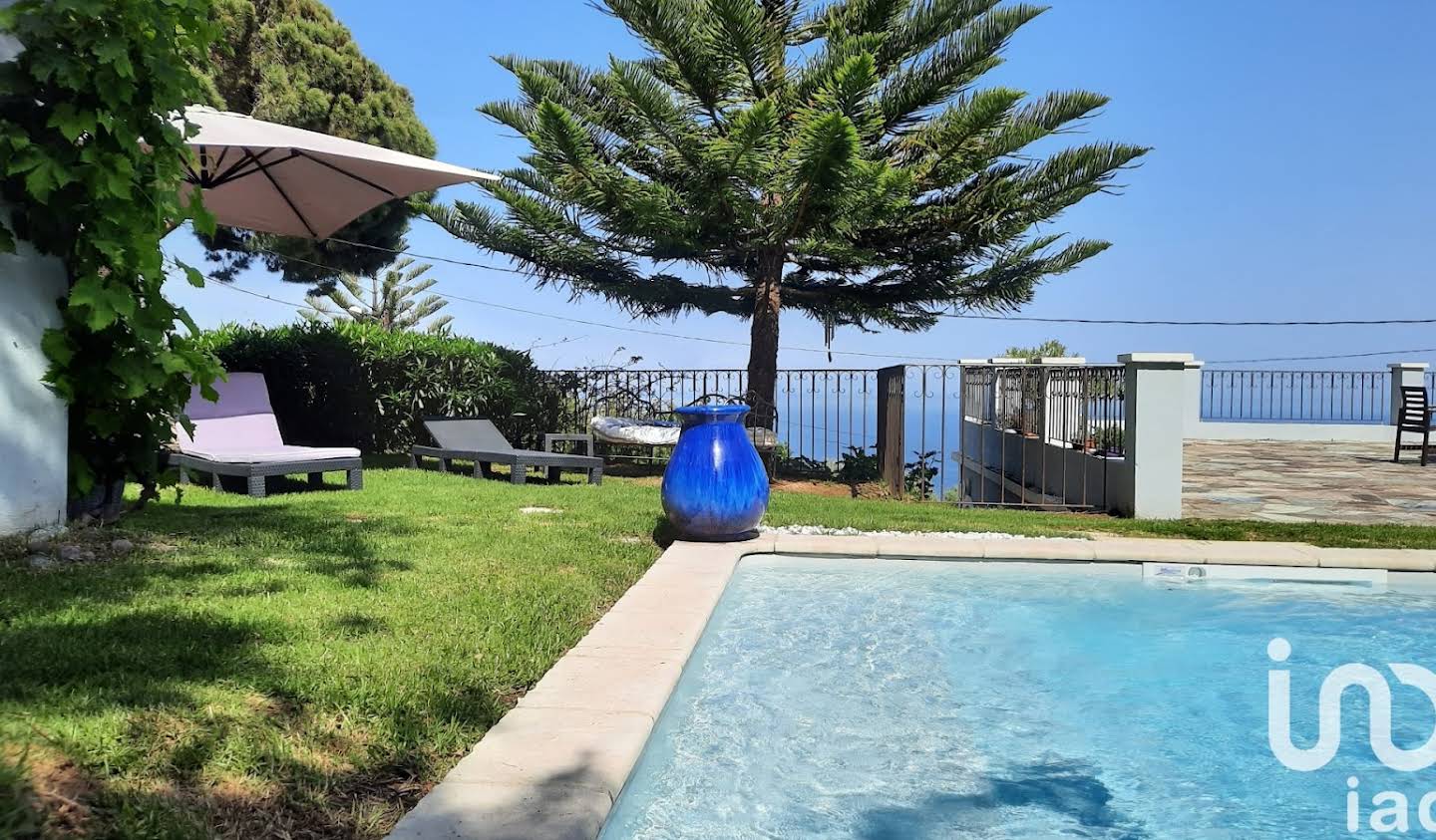 Maison avec piscine et terrasse Brando