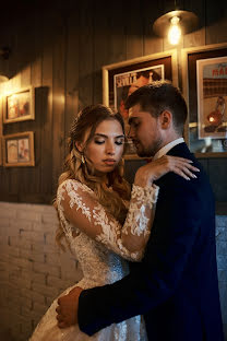 Fotógrafo de bodas Yaroslav Titirez (25moments). Foto del 12 de septiembre 2020