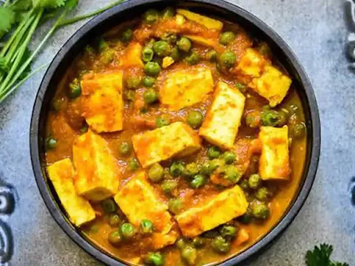 Matar Paneer