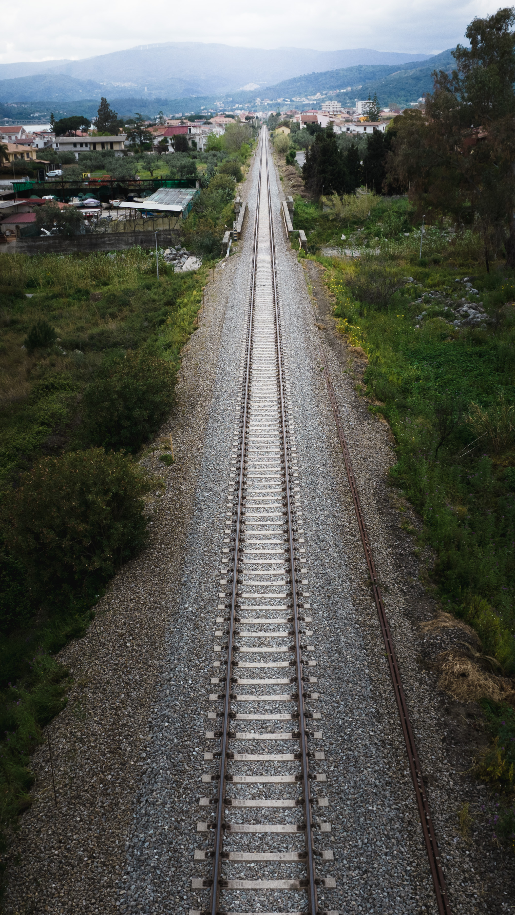 Far away di focabaron