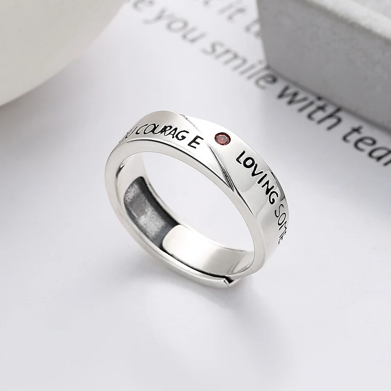 Bague en argent S925 pour femme, style simple et tendance avec lettres anglaises, pour un tempérament artistique et une élégance intemporelle.