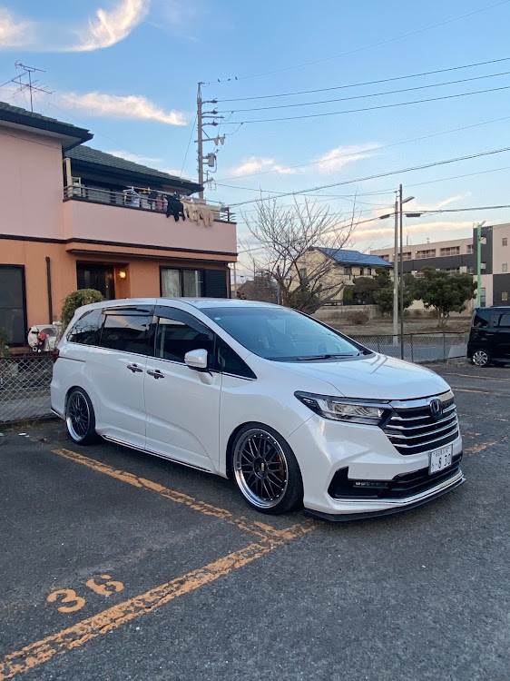 オデッセイの呑まないから会社の忘年会は行きたくない😩・酔っ払の相手は面倒臭い😓・昨晩は19時に寝落ち😵・21時に目覚め😵・出勤時間まで起きてたから既に眠いから早く帰りたーい😩に関するカスタム事例の投稿画像3枚目