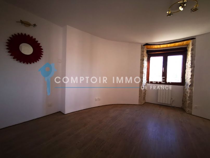Vente appartement 4 pièces 75.1 m² à Mereville (91660), 148 000 €