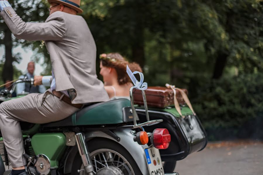 Photographe de mariage Ella Wayfarer (ellawayfarer). Photo du 30 août 2022