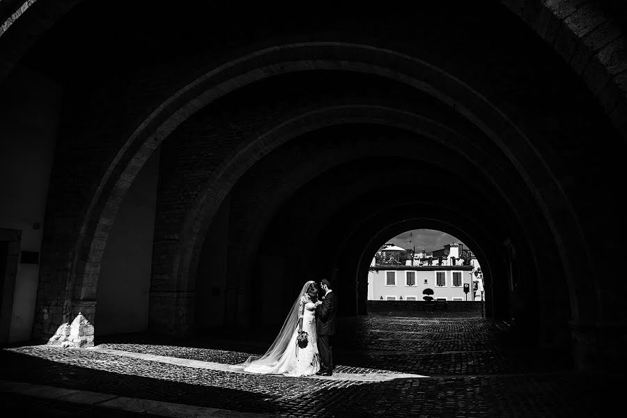 Wedding photographer Antonella Ricciotti (antonellariccio). Photo of 17 January 2017