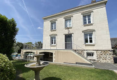 House with garden and terrace 3