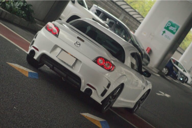 RX-8のお盆休み・ドライブ・毎度、いいね👍ありがとうございます😊・東大阪PAに関するカスタム事例の投稿画像2枚目