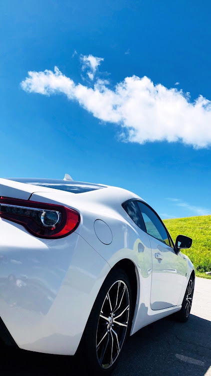 86のトヨタ86・ZN6・ホワイトパールクリスタルシャイン・趣味車に関するカスタム事例の投稿画像2枚目