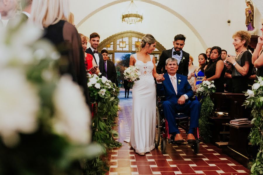 Fotógrafo de bodas Santiago Sargentoni (20milproductora). Foto del 26 de junio 2020