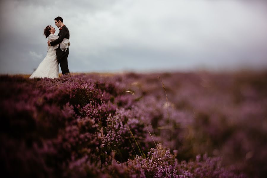 Wedding photographer Chris Sansom (sansomchris). Photo of 12 December 2016