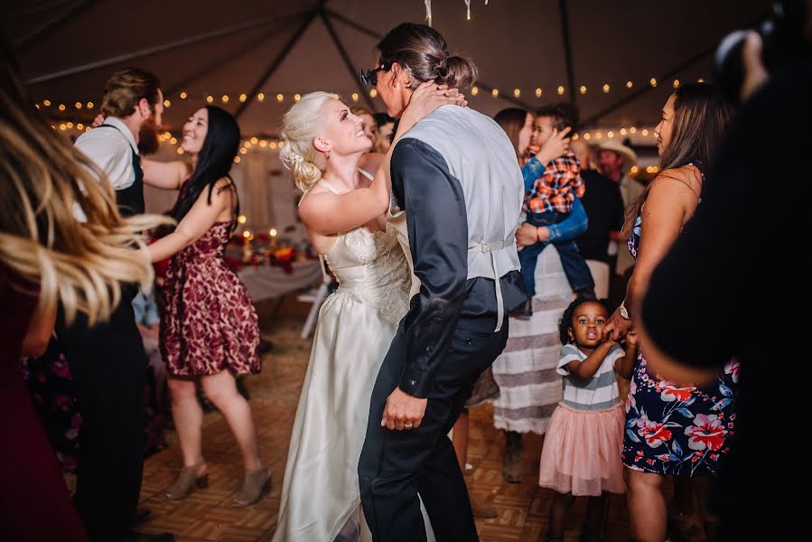 Fotógrafo de casamento Hannah Slusser (hannahslusser). Foto de 8 de setembro 2019