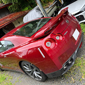 NISSAN GT-R R35