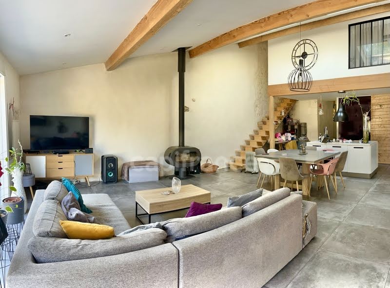 Vente maison 5 pièces 130 m² à Le Gua (17600), 245 000 €