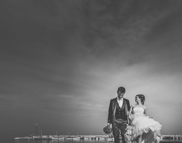 結婚式の写真家Samuele Ciaffoni (fotosam)。2015 4月1日の写真