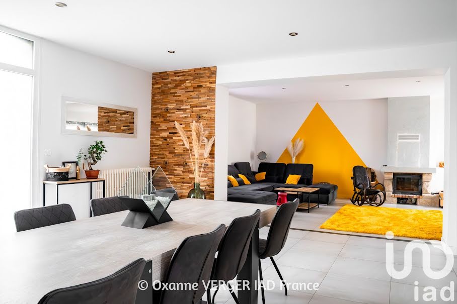 Vente maison 8 pièces 235 m² à Bouvron (44130), 398 000 €