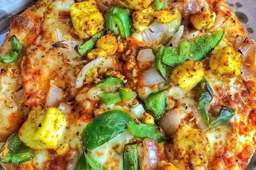 Kadhai Paneer Pizza