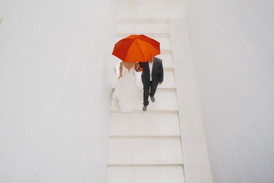 Fotografo di matrimoni Artha Sujana (arthasujana). Foto del 15 febbraio