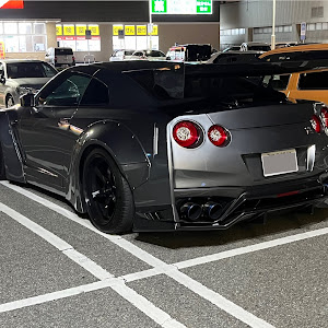 NISSAN GT-R R35