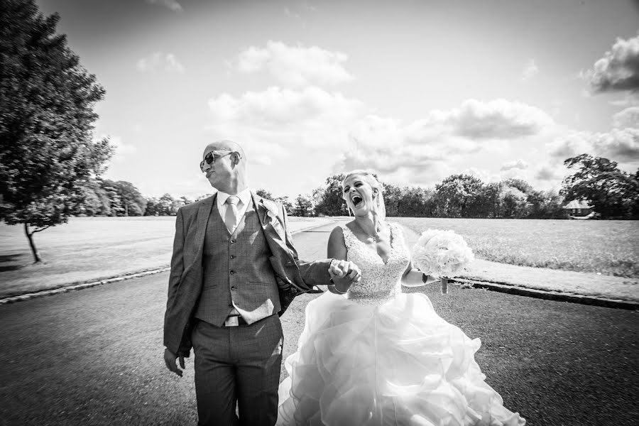 Wedding photographer Chris Higgins (h2photouk). Photo of 11 March 2022