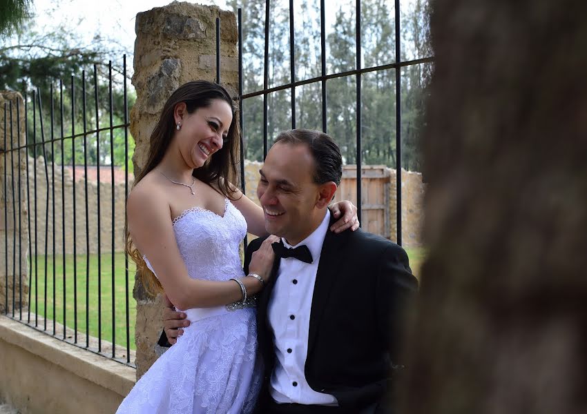 Fotografo di matrimoni Jorge Aguilar (gino). Foto del 30 ottobre 2018