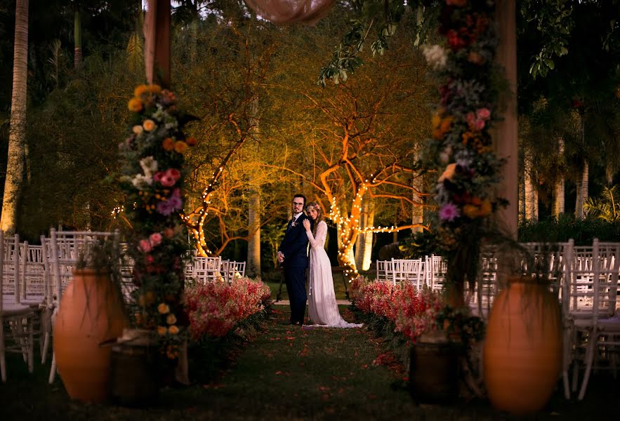 Fotógrafo de casamento Hemilly Mariano Iglesias Viana (hemillyviana). Foto de 28 de maio 2018