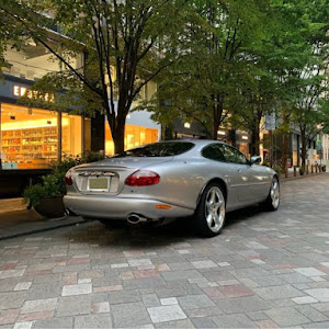 XKクーペ XKR