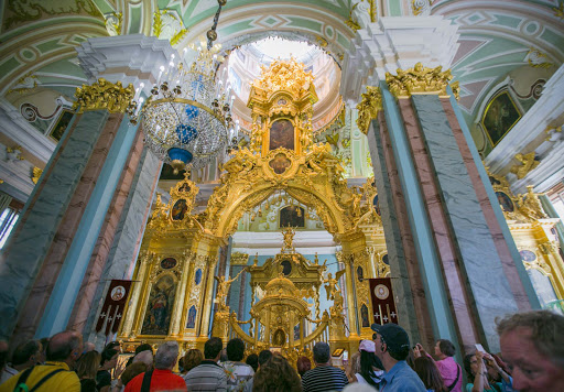 saints-peter-and-paul-cathedral-sanctuary-2.jpg - Crowds gather in front of the sanctuary at Sts. Peter and Paul Cathedral.