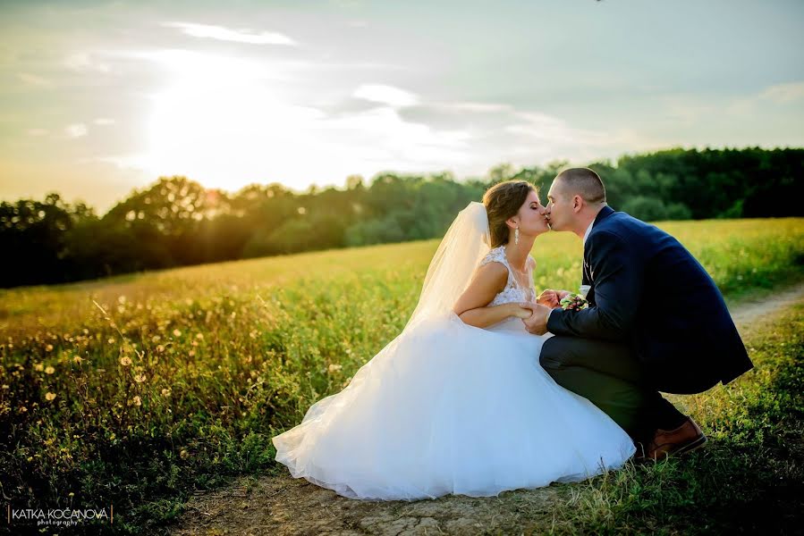 Fotógrafo de bodas Katka Kočanová (kocanovakatka). Foto del 16 de abril 2019