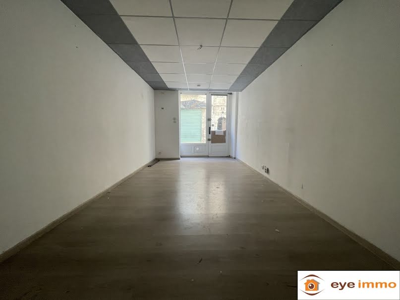 Location  locaux professionnels 1 pièce 20 m² à Pezenas (34120), 320 €