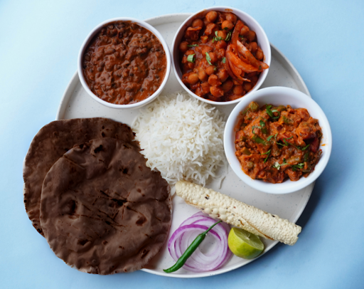 Veg Premium Ragi Roti & Rice Thali