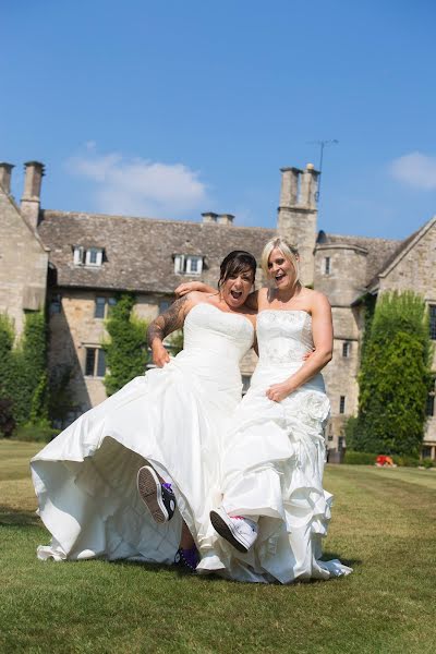 Fotografo di matrimoni Melanie Chitty (melaniechitty). Foto del 3 giugno 2019