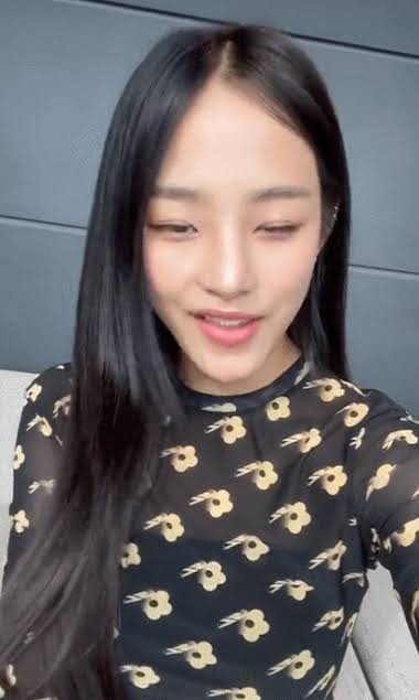 NewJeans HYEIN Is BTS·TXT's Big Fan; She Is About to Debut Under