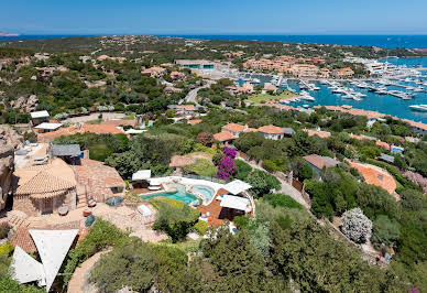 Villa avec piscine en bord de mer 4